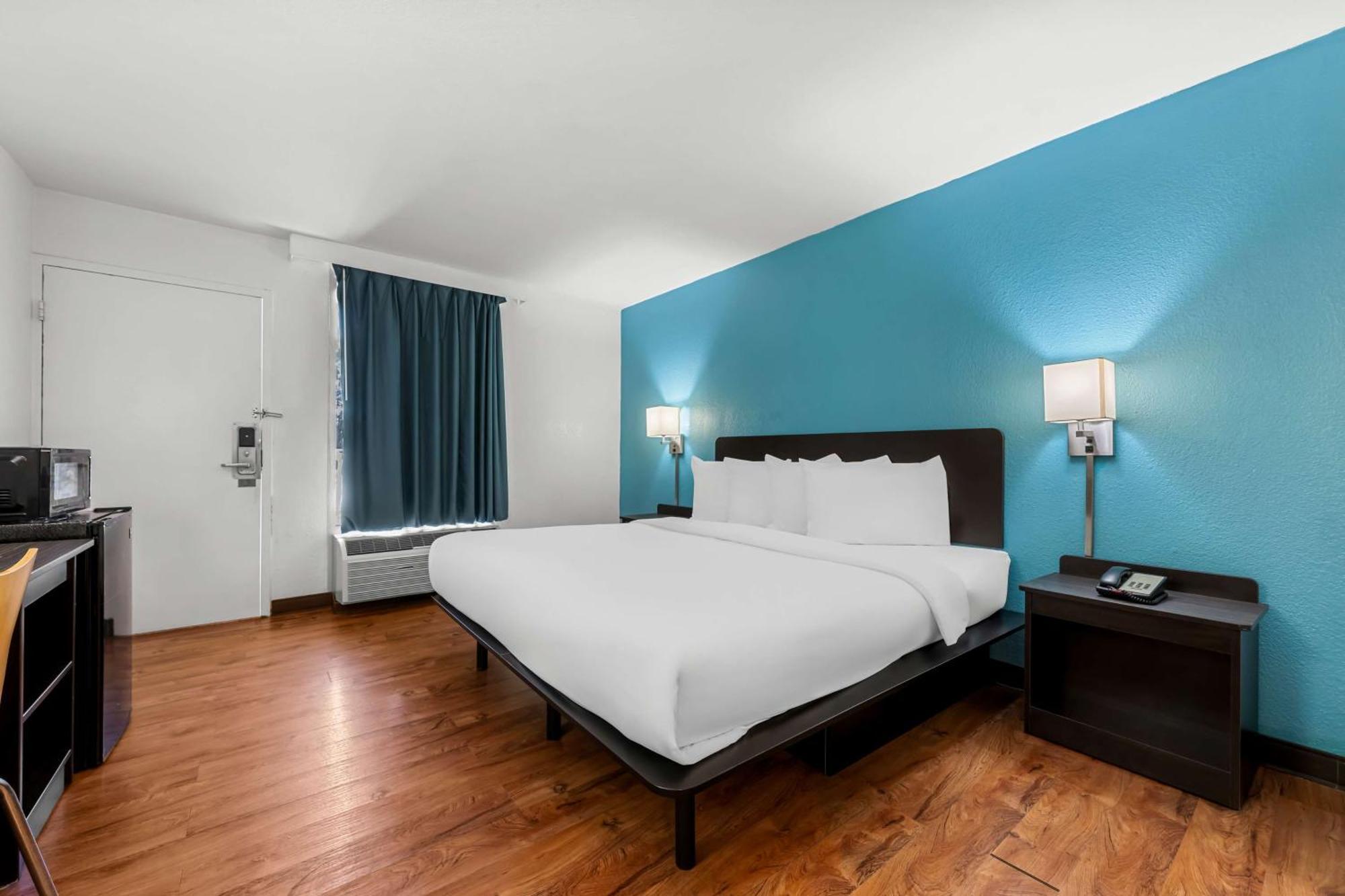 Americas Best Value Inn Hamilton Exterior photo