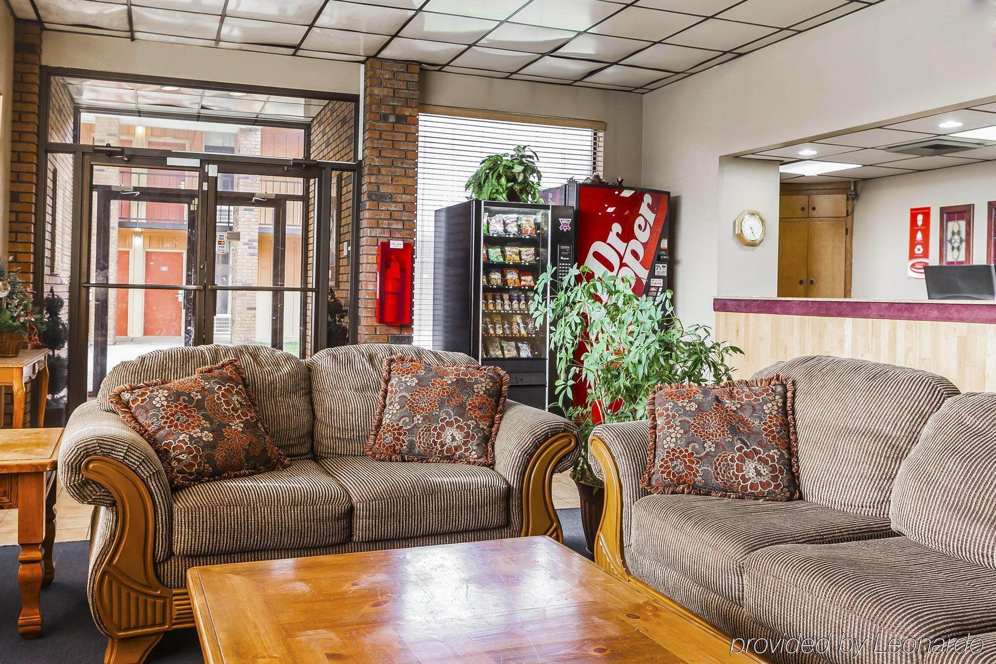 Americas Best Value Inn Hamilton Exterior photo