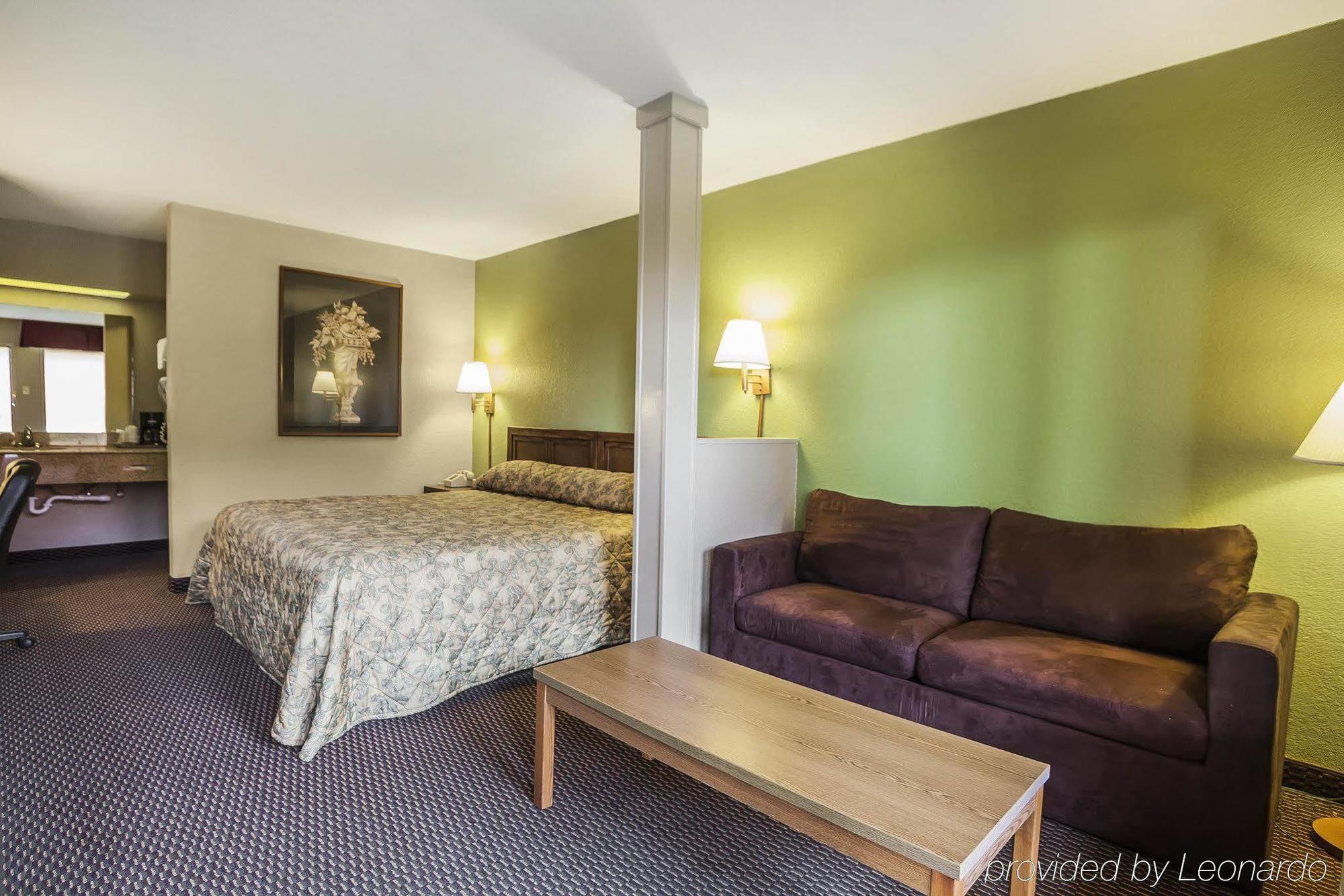 Americas Best Value Inn Hamilton Exterior photo